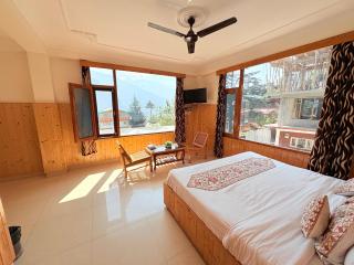 New Suraj Inn - Nestled near Hidimba Temple ! Rooftop Cafe With Hampta View ! Private Parking - 0