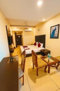 Hotel JB Residency Zirakpur Chandigarh # Large Rooms # Balcony Rooms # Top Rated - 5