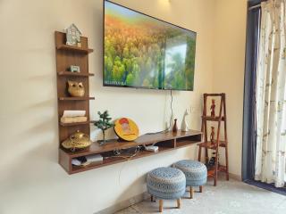 Luxury 1 BHK Serviced Apartment with Gym, Pool & Modern Amenities - 5 Minutes to Candolim Beach - 5
