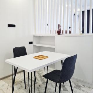 Batumi Studio 1813 with Balcony Kitchen & Wi-Fi - 8