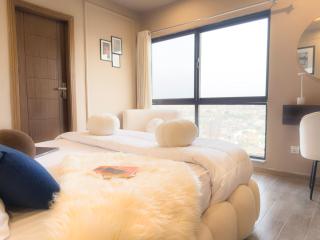 The Marrakesh Suites - Skyline ApartHotel In Bahria Town - 2