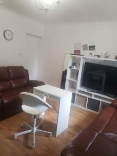 Extra king size room spacious - 1