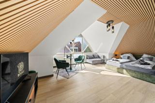 10 Rooms City Apartments - 7