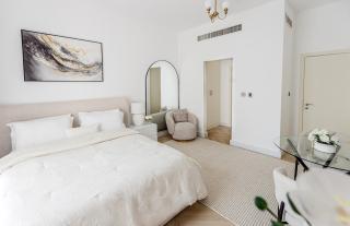Spacious and luxurious studio with amazing marina view!Rimal ! - 3