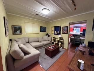 Spacious Home, Vintage Charm - 3