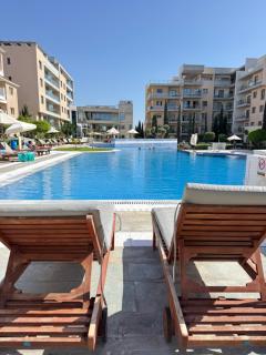 Elysia Breeze 2 Bed town house - 8