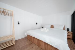 Piotrkowska Luxury Studio with Mezzanine by BookingHost - 7