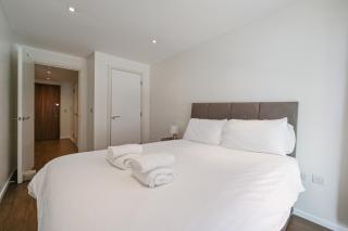 near Canary Wharf London O2 Arena Apartment - 1