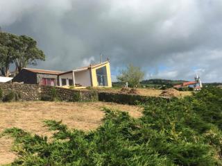 Serreta Island Home - 5