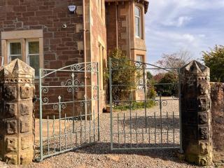 Dungora House - Crieff - 9