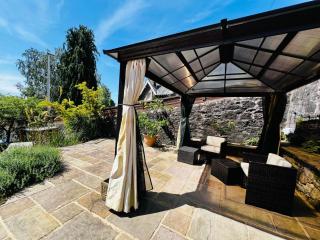 Dungora House - 9