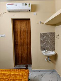 TEN STAY Homes & Independent villa - 1