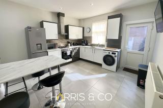 Huntleys Lodge - 9