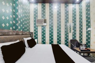 Hotel O Saryu Ghat Formerly Balaji Palace - 1