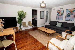 Slow Pace Beach Living - Pool - Steps from Beach - 9