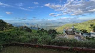 Hill and Sky Stay - Panchgani Villa - 9