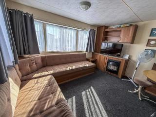 Caravan With Wifi And Decking At St Osyth Beach Holiday Park Ref 28017Kv - 2