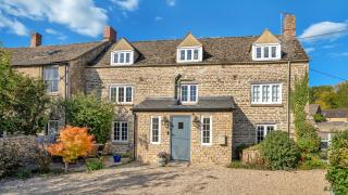 Taylor's Cottage - 2