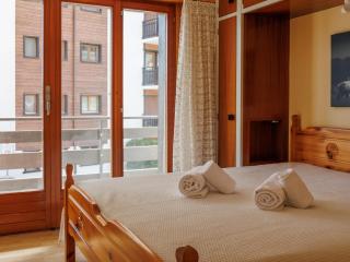 Apartment Aiglon G0 by Interhome - 1