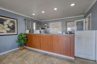 Capital O First Heritage Inn Rantoul IL I 57 - 2