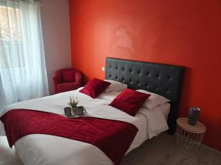 Udon-Thani gîte de groupe à 4 min du Puy du Fou - 5