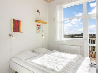 Apartment Syriel - 700m from the sea by Interhome - 3