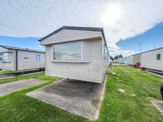 6 Berth Caravan At Steeple Bay Holiday Park In Essex Ref 36092F - 1