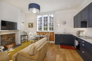 3 St Thomas's House - 9