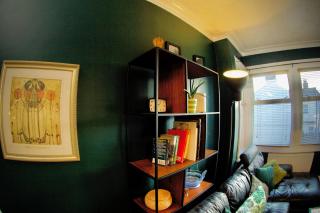 Stylish and artistic flat in Southend on Sea - 2 Double Bedrooms, Free on-street parking - 5