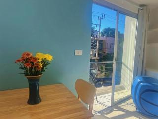 Near Beach Cosy Studio with Pool Replay - 1