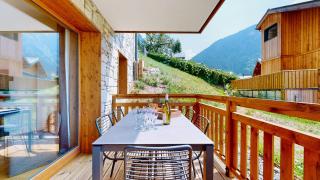 New - South-facing terrace, parking, 300 m slopes - 2