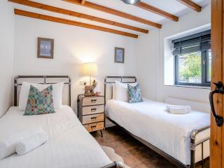 The Old Cowsheds 5 - Llanilar - Uk49790 - 2