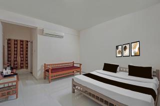 Hotel O Statue Of Unity Rajpipla Formerly Narayani Heritage Resort - 9