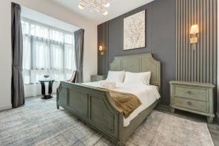 Souk Al Bahar Lavish 1-bedroom apartment with Burj Khalifa view at your doorstep by Norbu Holiday Homes - 4