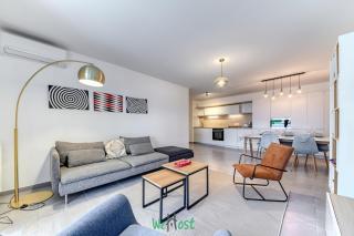 Large family apartment with parking in Lyon - 0