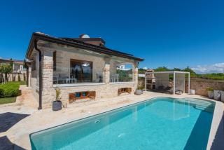 Villa Hardy with private pool and sauna - 0