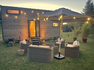 Tiny House avec vue sur le rocher de Saignon, Luberon - 0