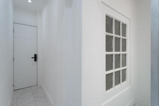 Entire Apartment 2 Minutes from Copacabana Beach - 9