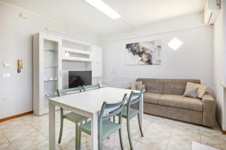 Giove Apartment - piscina e natura a Sirmione - 1