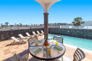 Villa Emerita by Villa Plus - 5