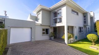 Villa Armonia with large sun deck and pool - 4