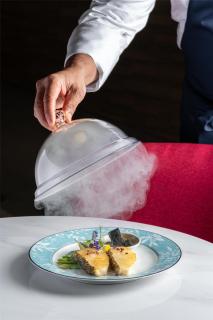 Radisson Hotel Chateau de Bangkok - 3