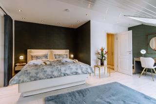 Ferienwohnung König Ludwig - Modernes Design-Apartment für Paare und Genießer am Starnberger See by LIVARIA - 8