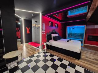 L'Interdit Suite Luxe Romantique Spa Balneo Sauna Hammam - 5