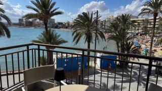 Sea View And Luxury On The Beach - 9