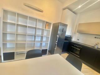 Palma Home, Elegante e Spaziosa nel cuore della Città di Milano, con Metropolitana M1 Gambara - 6