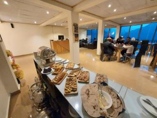 Hunza Hard Rock Resort - 8