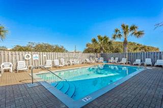 Neptunes Palace B-2 - 8