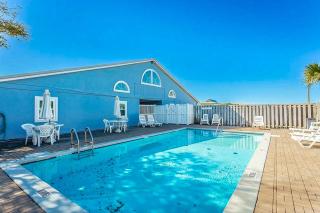 Neptunes Palace B-2 - 7