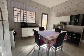 Casa gostosinha perto do centro, ar cond e vaga - 8